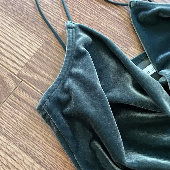 Abercrombie & Fitch Wmn S Green Velvet Criss-Cross Straps Cowl Neck Bodysuit NWT - Picture 5 of 13